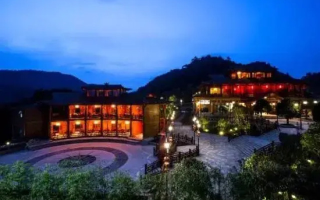 Tongzi Xincheng Hotel