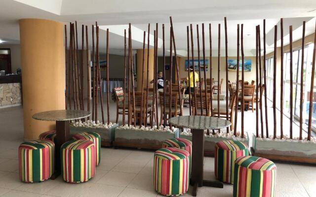 Muroalto Marupiara Suites