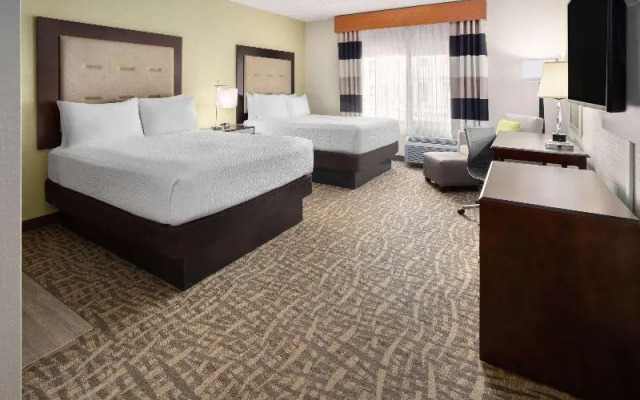 Doubletree Club By Hilton Hotel Buffalo Downtown