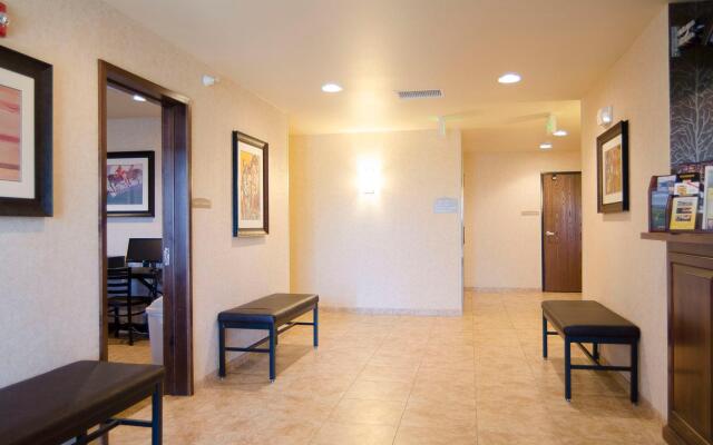 My Place Hotel - Dickinson, ND