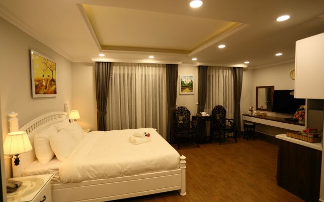Diamond Queen Hotel