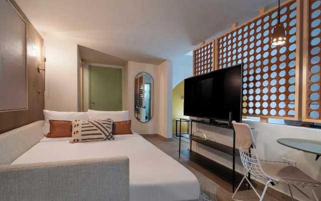 HiBird- Apartment and Suites Hotel