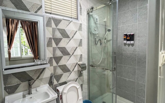 Titiwangsa Cabin Retreats by uBook