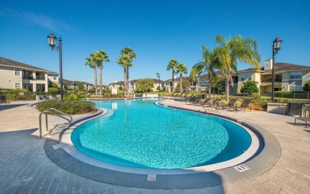Superb Location & Luxury Amenities