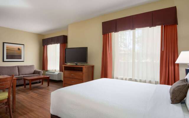 Days Inn & Suites by Wyndham Sherwood Park Edmonton