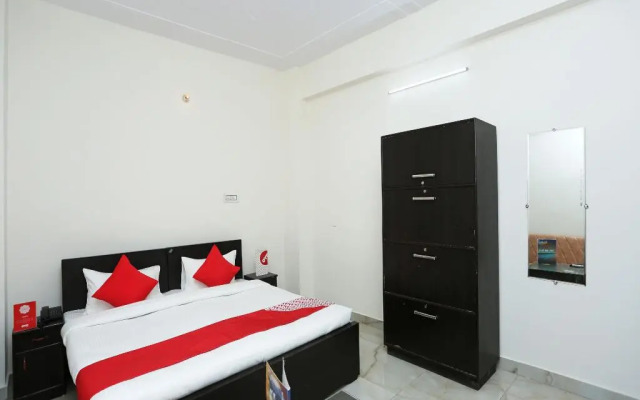 Maharaja Palace by OYO Rooms