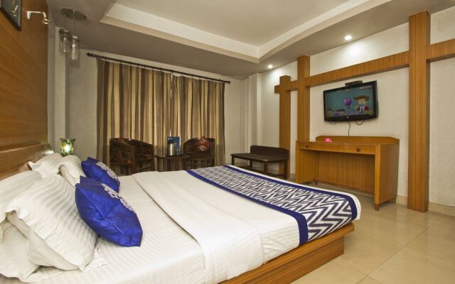 OYO 8606 Hotel Snow Princess