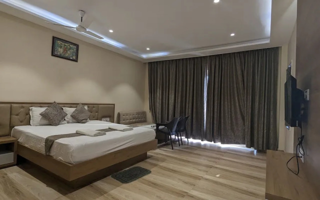 Parth King Beach Resort
