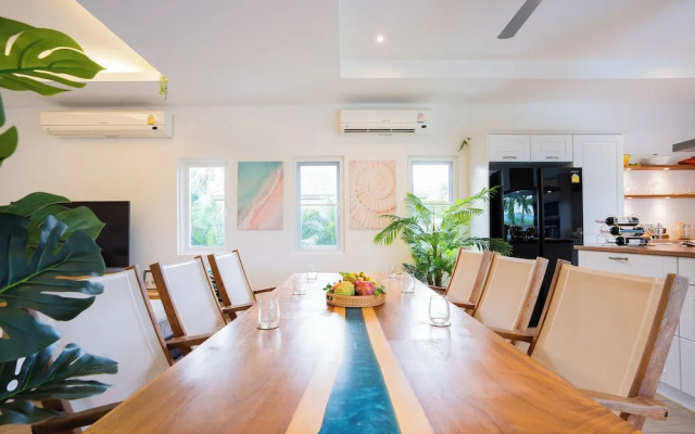 Kira Japandi Escape Sauna Rooftop Cinema