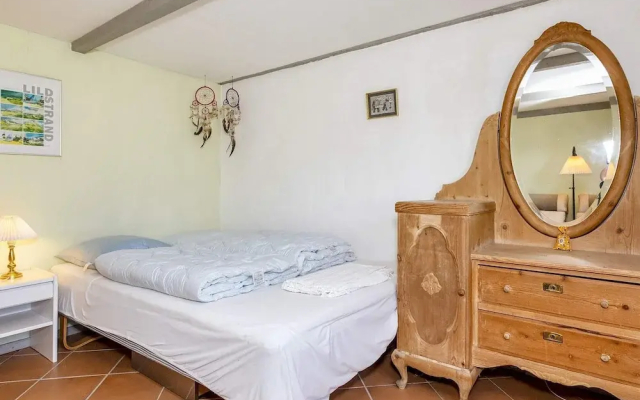 Historic Charm by Lild Strand-by Traum