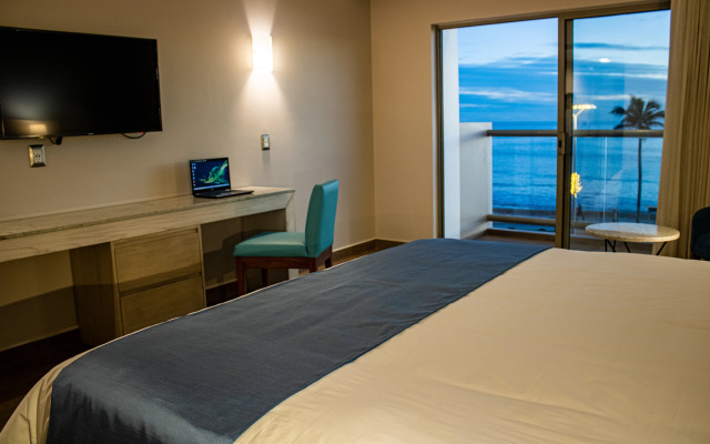 Varali Grand Hotel