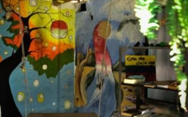Azalea Hostal