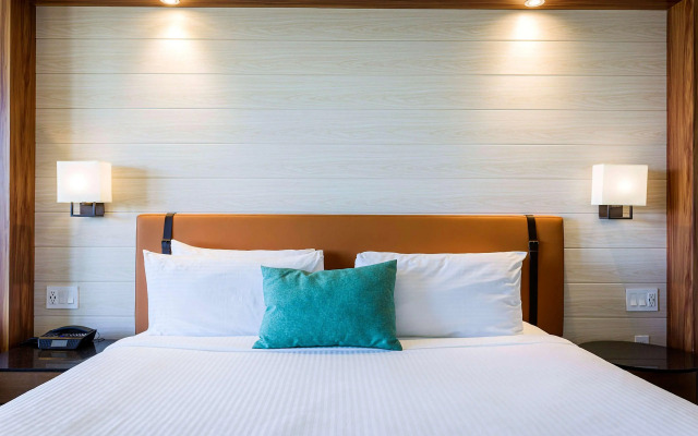 Sonesta Maho Beach All Inclusive Resort Casino & Spa