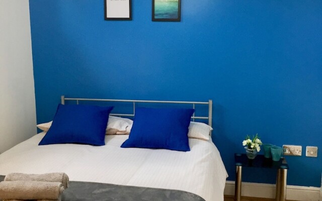 Two Bedroom Apartment In City Centre