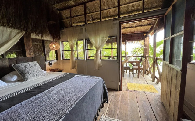 Villa Santuario Lake Front Oasis