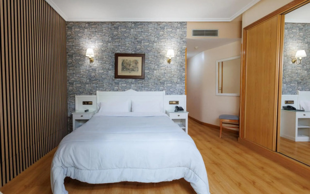 Hotel Ciudad Cangas De Onis