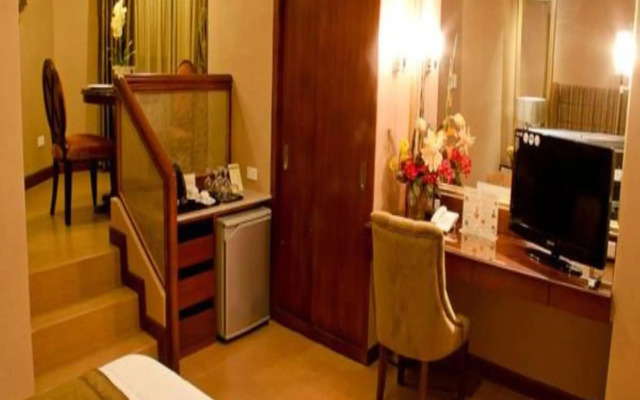 Royal Garden Hotel