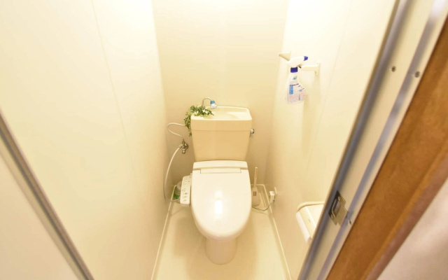 Guest House Hanare – Bathroom – Osaka
