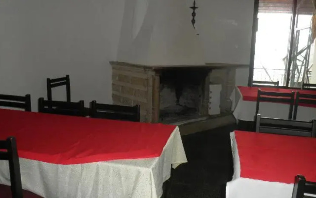 AlMayadine Hotel