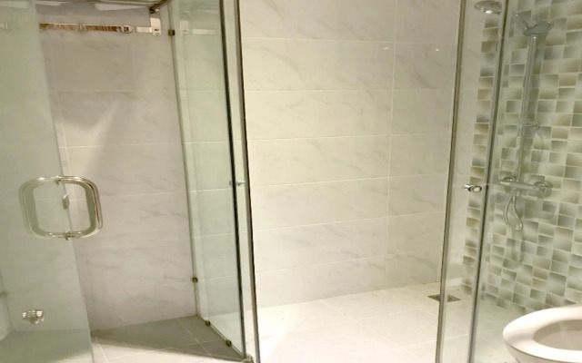 Hillside Suite Guest House