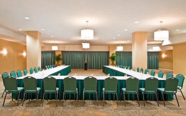 Holiday Inn Miami Beach - Oceanfront by IHG