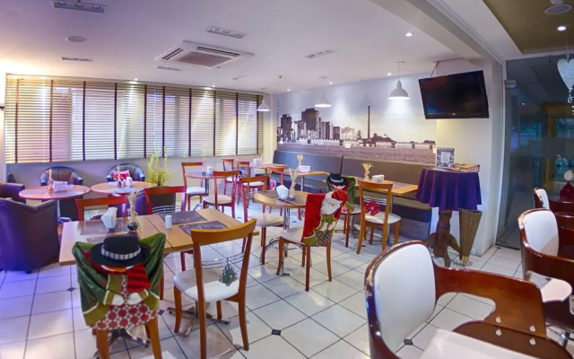 Bela Vista Service Residence