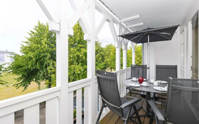 Apartment With Balcony in Ruegen