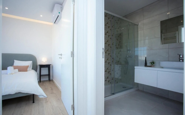 Luxury Coliseu Apartment by Rent4all