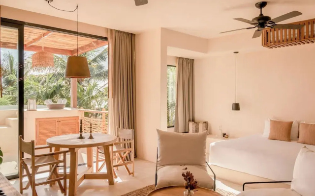 Best-Located Beach Suite with pool.