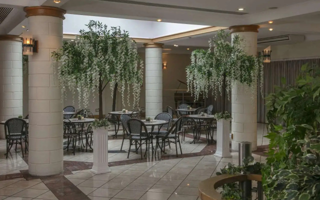 Best Western Premier Knowsley Suites Hotel & Spa