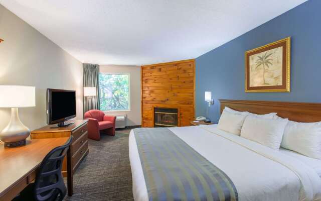 Baymont by Wyndham Bartonsville Poconos