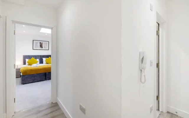 Modern 1 Bedroom Apartment - Camberley