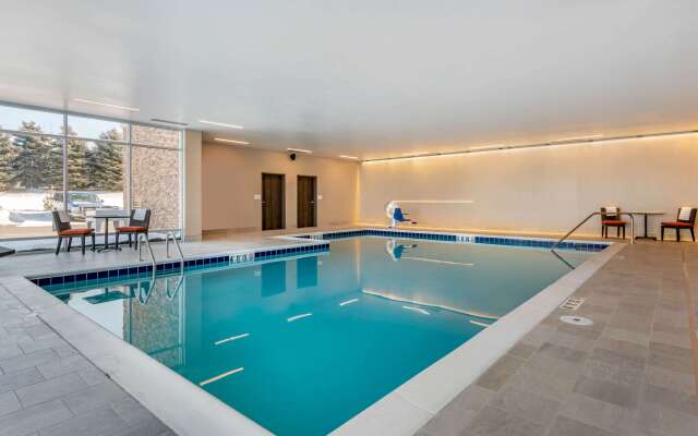 Cambria Hotel Bloomington Mall of America Minneapolis Airport