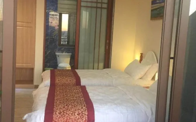 Fuxian Lake Yijing Homestay (Chengjiang Sunshan Town Square)