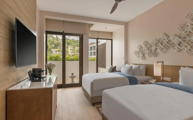 Crimson Resort & Spa Boracay