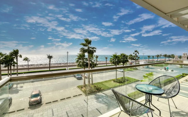 Maison Privee - The 8 Palm