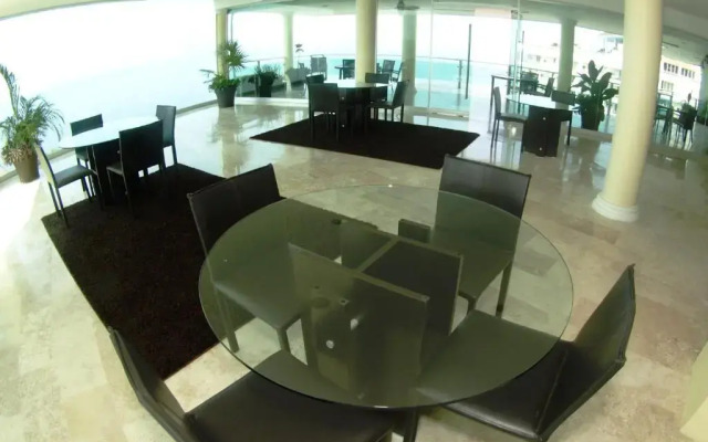 Hotel Mondavi
