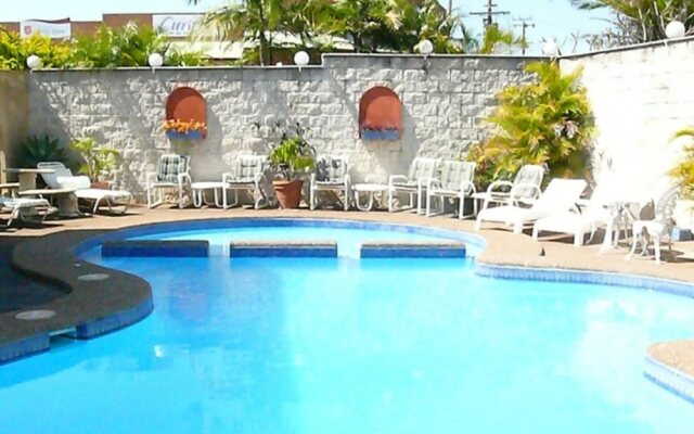 The Entrance Reef Resort