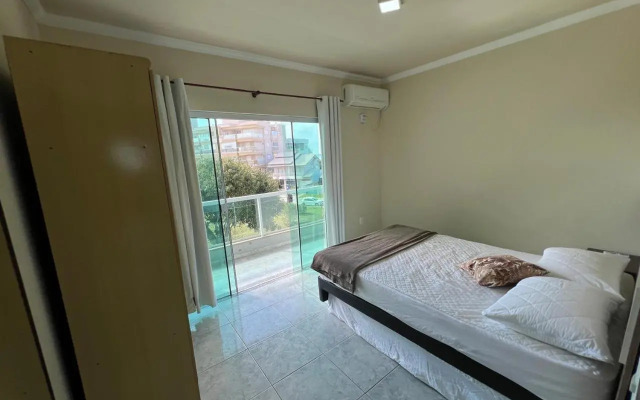 Estúdio a 150 metros da Praia de Mariscal - V05