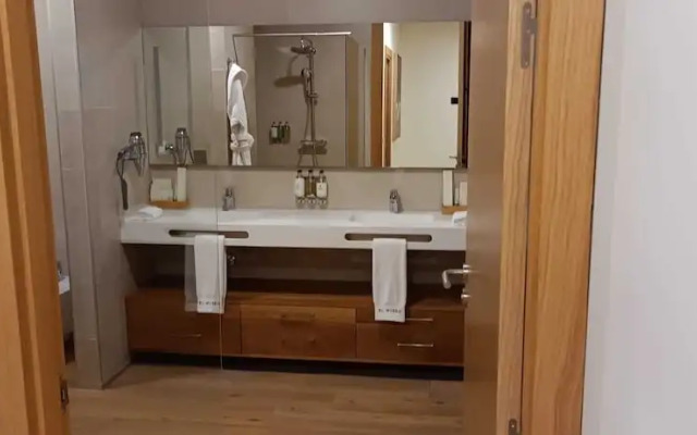 Graffiti Suites El Museo