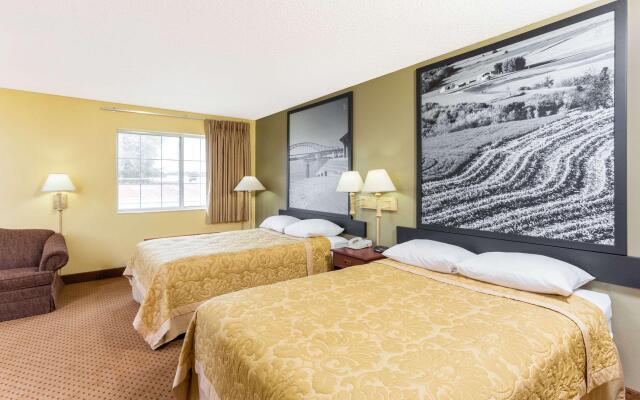 Super 8 By Wyndham Osage