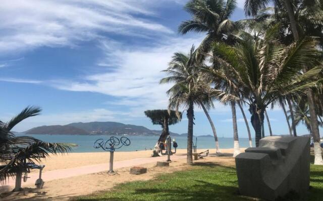 Grand Beach Hotel