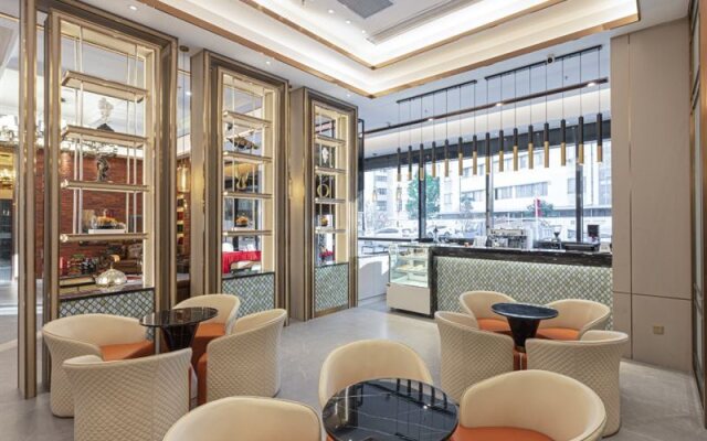 Metropolo Hotels Zhuhai Gongbei Fortis store