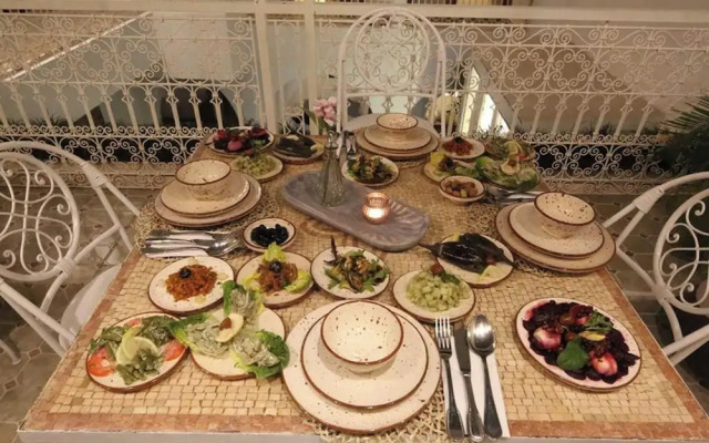 Riad Oum H&N