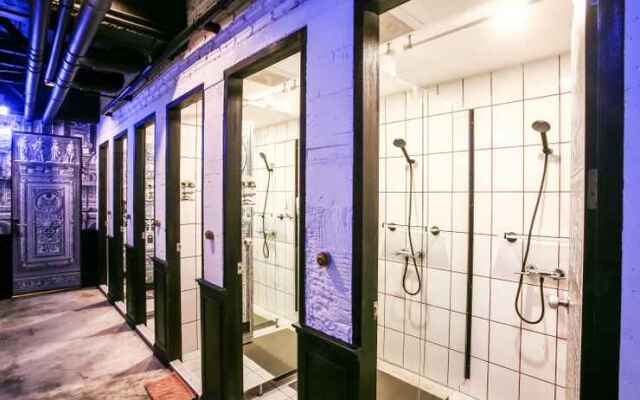 Shade House - Phuket Downtown