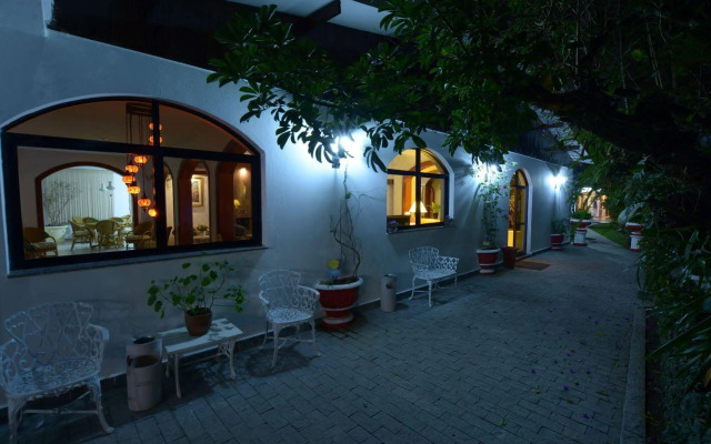 Biazi Paradise Hotel