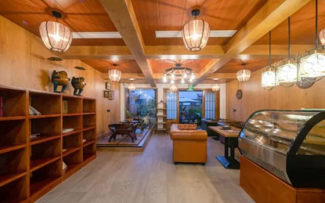 Guilai Xiaoyuan River View Hotel