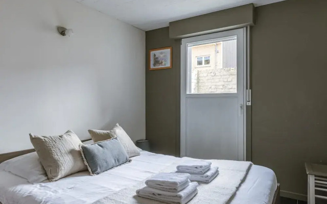 BE MID Cyri 16-00 02