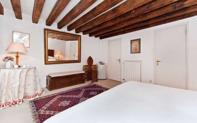 San Marco Small