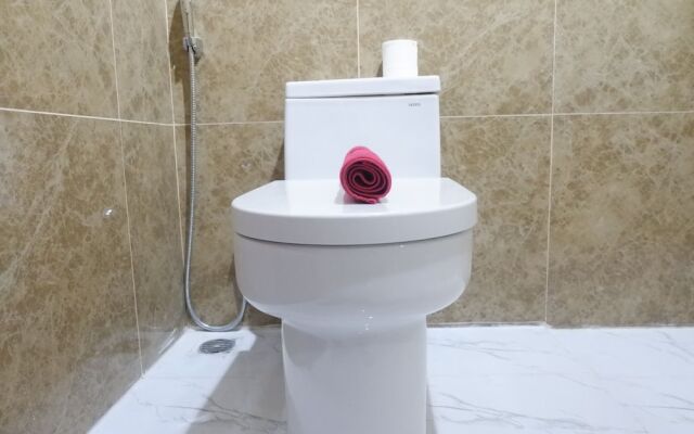 Luxurious & Spacious 3BR Apartment at Grand Sungkono Lagoon